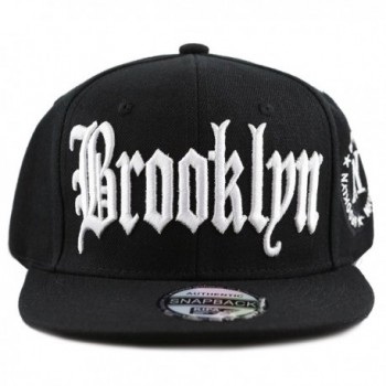 The Hat Depot Premium Quality Old English Brooklyn Flat Visor Snapback Baseball Cap - Black White - C9184KX925U